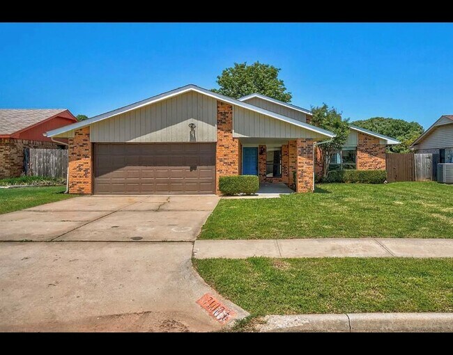 Building Photo - Beautiful newly remodeled home located in ...