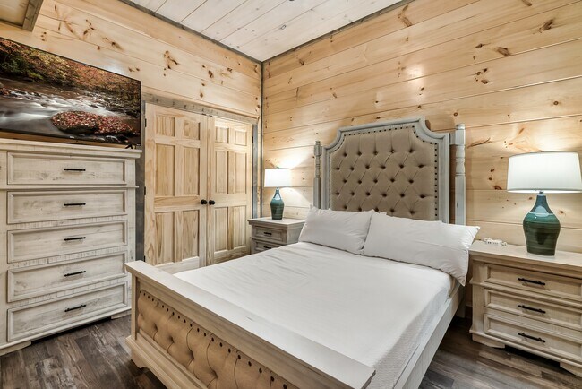 Building Photo - 2127 Eagle Feather Dr