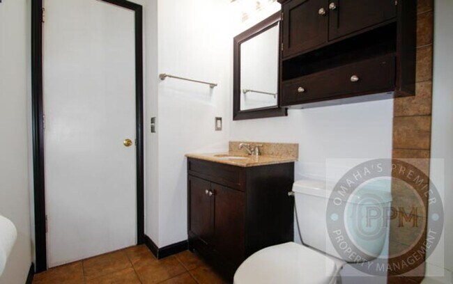 Building Photo - Beautiful 3Bd/2Ba home in Omaha, NE | Finished Basement!