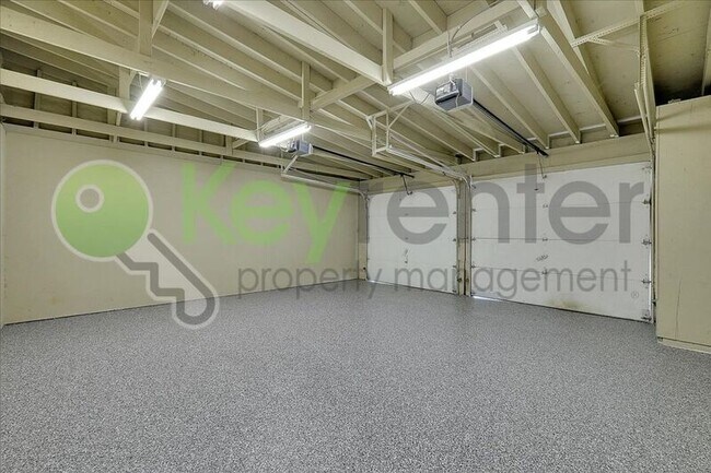 Building Photo - 8133 Molokai Way