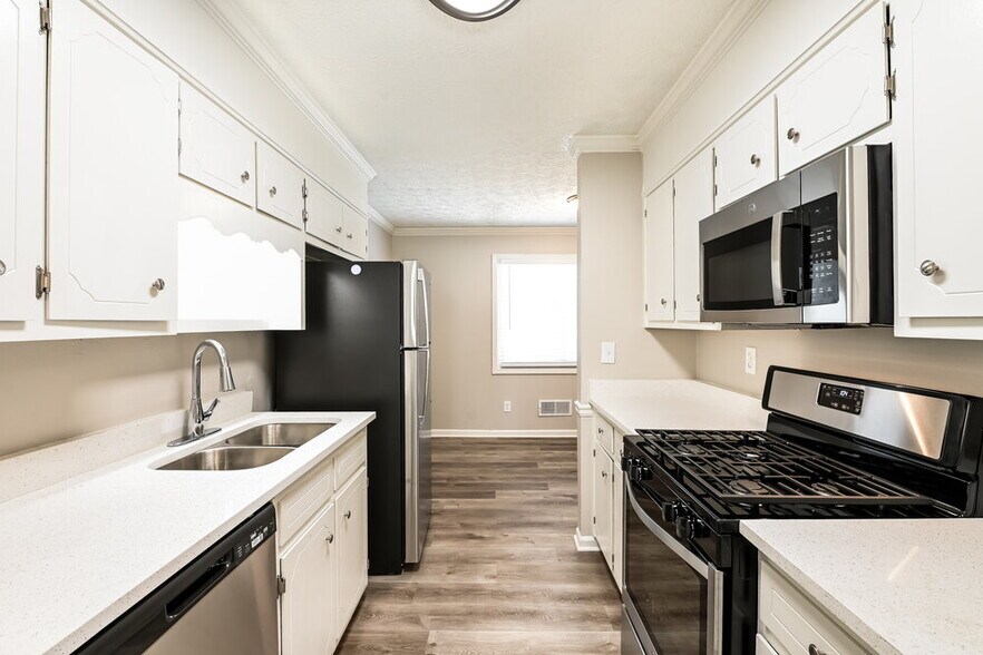 Building Photo - 756 Pennybrook Ln