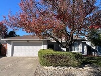 Building Photo - NICE 3 BEDROOM HOME IN CITRUS HEIGHTS!