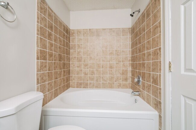 Building Photo - 3216 Marcony Way