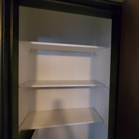 Building Photo - 1224 E 3rd St