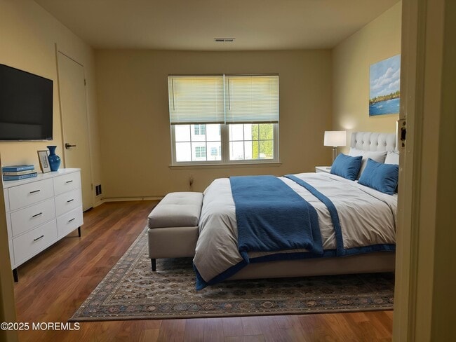 Building Photo - 709 Zlotkin Cir