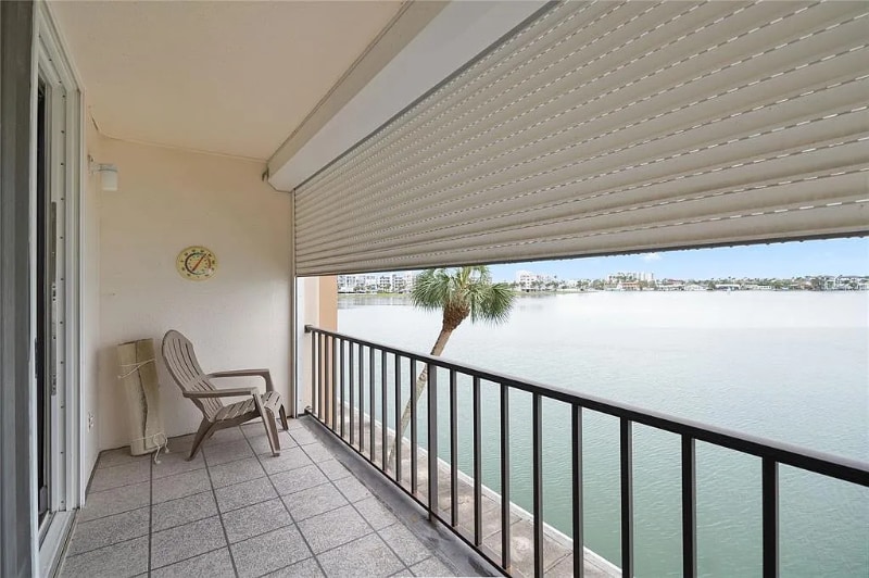 Building Photo - 7910 Sun Island Dr S