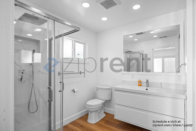 Building Photo - 4136 San Bernardino Way