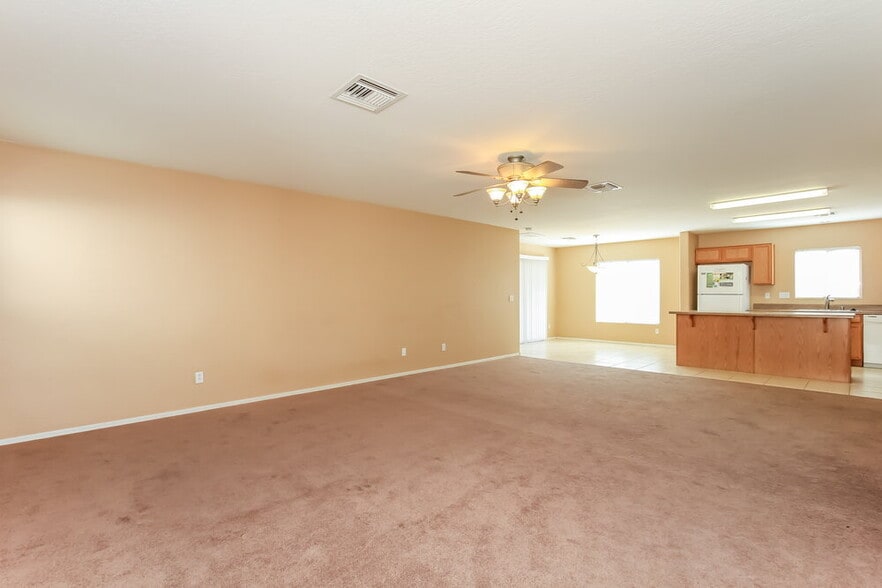 Building Photo - 12901 N 127th Ln