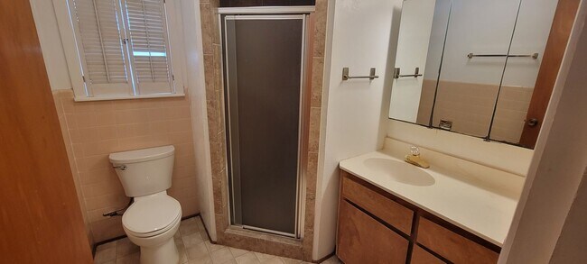 Building Photo - LARGE BRICK HOME CORNER LOT