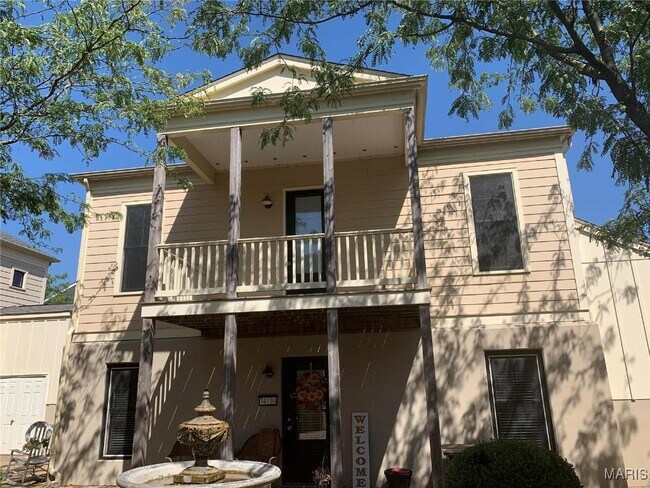 Building Photo - 3410 E Lime Kiln