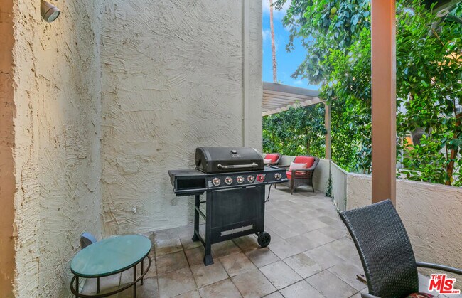 Building Photo - 78225 Cabrillo Ln