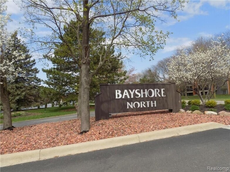 Building Photo - 48195 Bayshore Dr