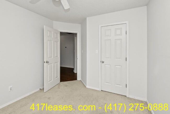 Building Photo - 834 S Duke Ave