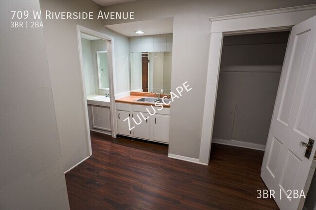 Building Photo - 709 W Riverside Ave