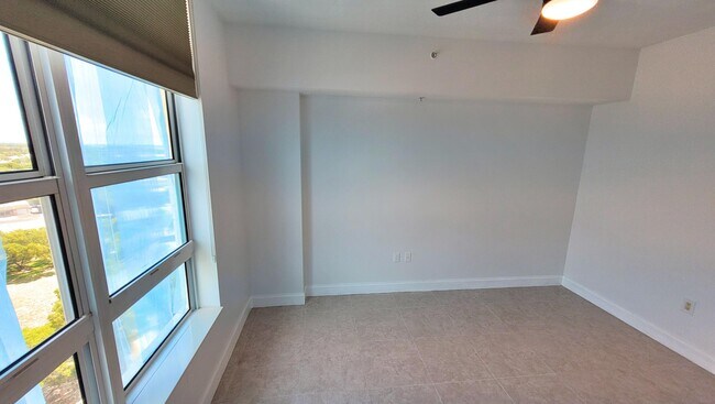 Building Photo - 450 N Federal Hwy