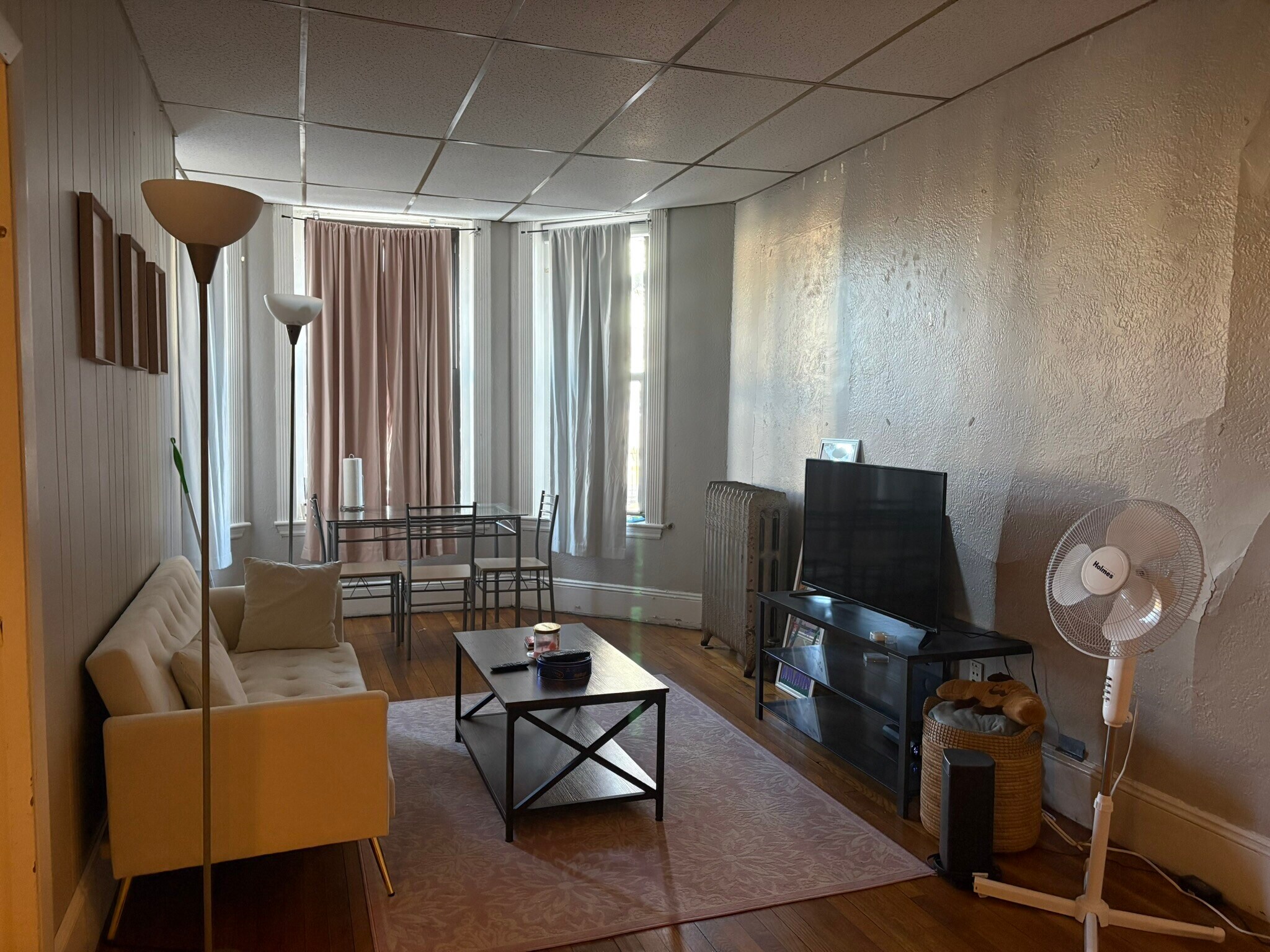 Building Photo - 1066 Commonwealth Ave