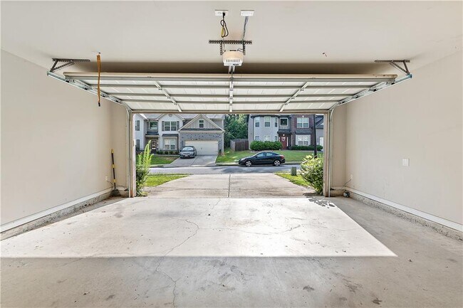 Building Photo - 4127 Water Mill Dr