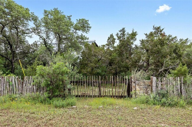 Building Photo - 15207 Farm to Market Rd 2769