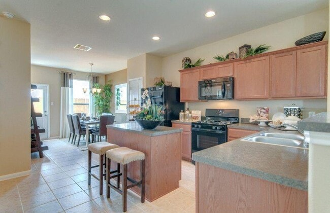 Building Photo - 4146 Lily Glade Ln