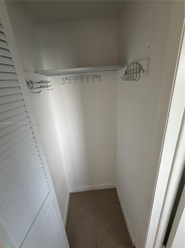 Building Photo - 7410 SW 82nd St