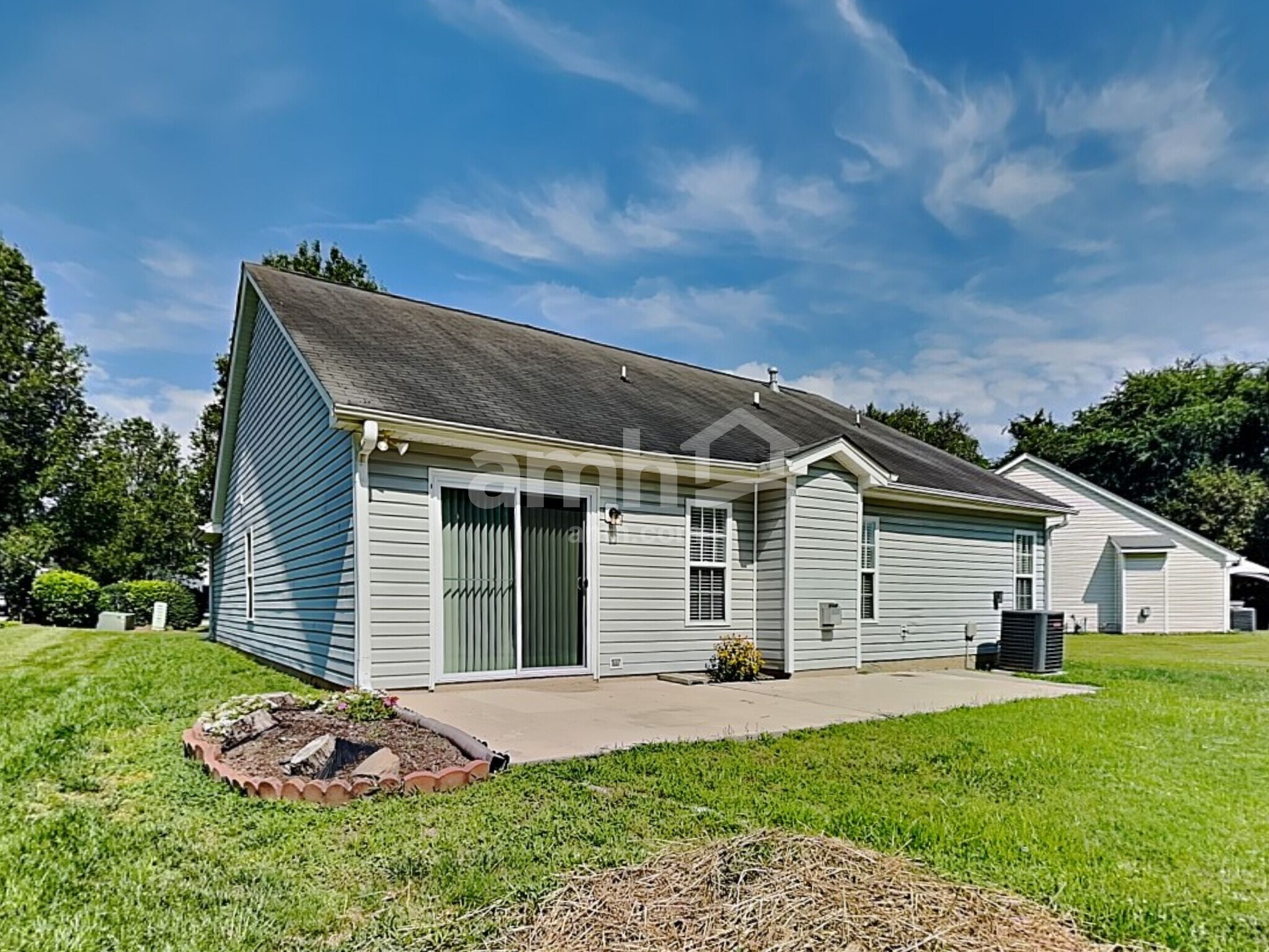 Building Photo - 120 Salem Ridge Ct