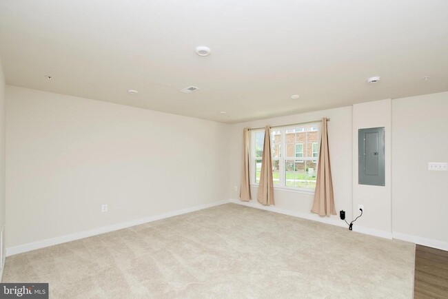 Building Photo - 11073 Meridian Hill Way