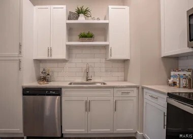 Building Photo - 226 E Lockwood Ave