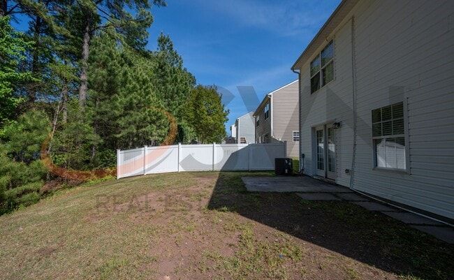 Building Photo - Spacious 4BR, 2.5BA Summer Meadow Durham Home