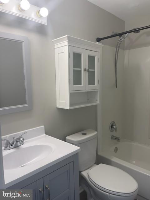 Building Photo - 538 Daisy Dr