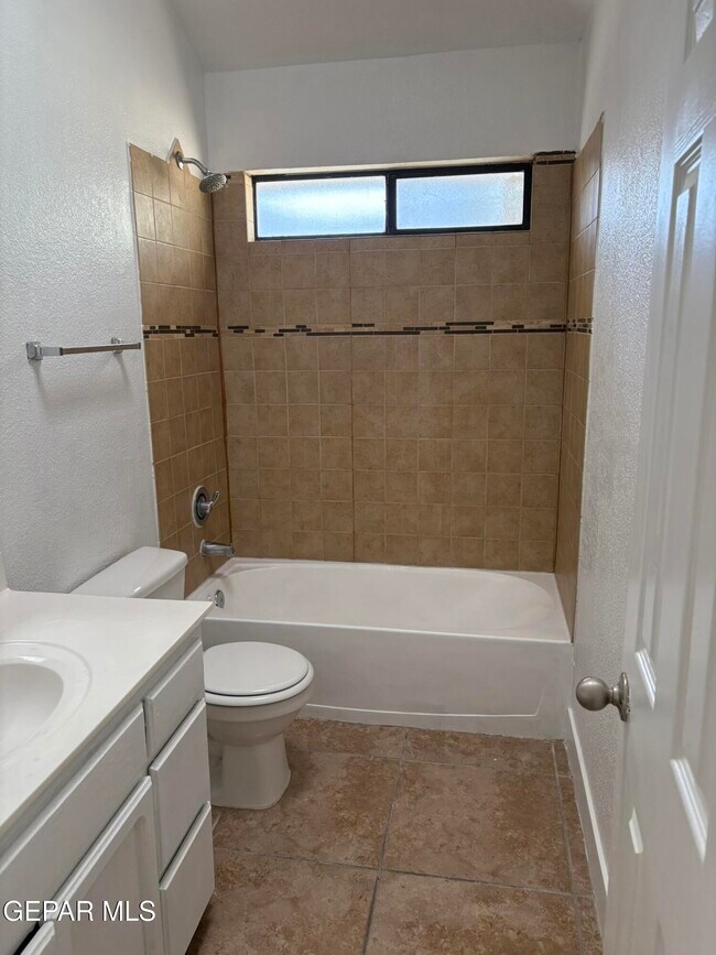 Building Photo - 11757 Royal Terrace Ln