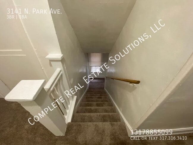 Building Photo - 3141 N Park Ave