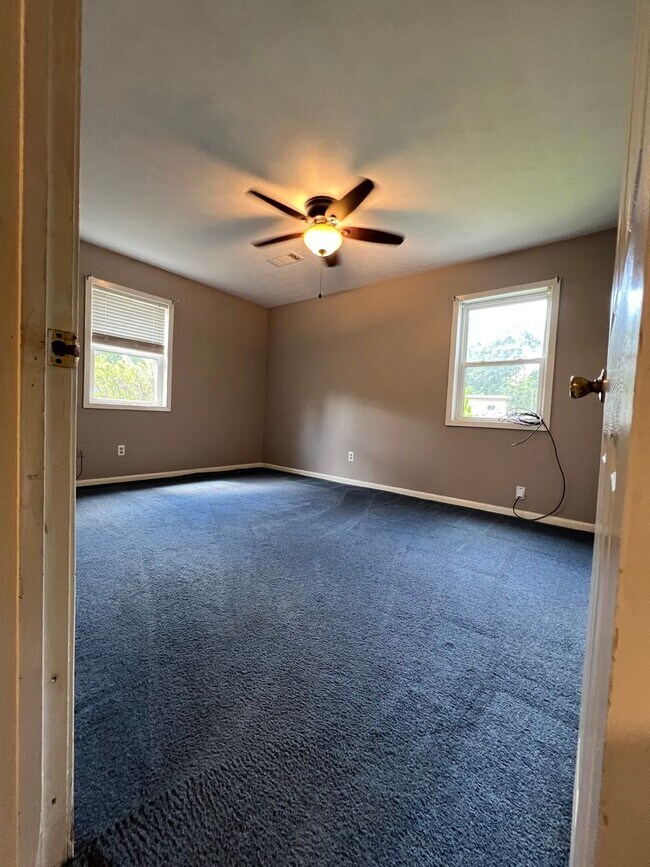 Building Photo - 523 Co Rd 99