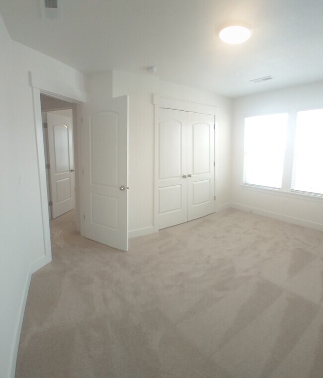 Building Photo - 3951 W 1450 N