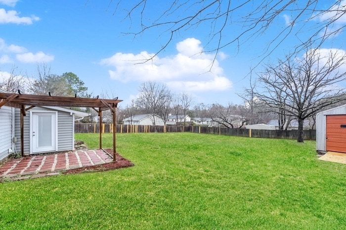 Building Photo - 122 Apollo Ave