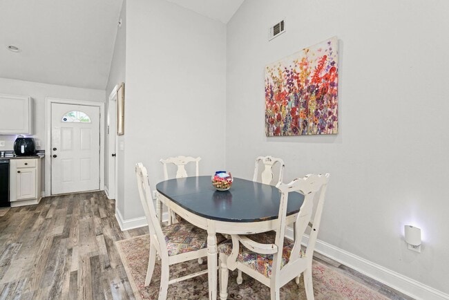 Building Photo - Available in August 2026!