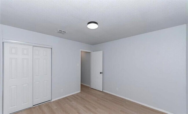 Building Photo - 11359 Spg Crst Dr