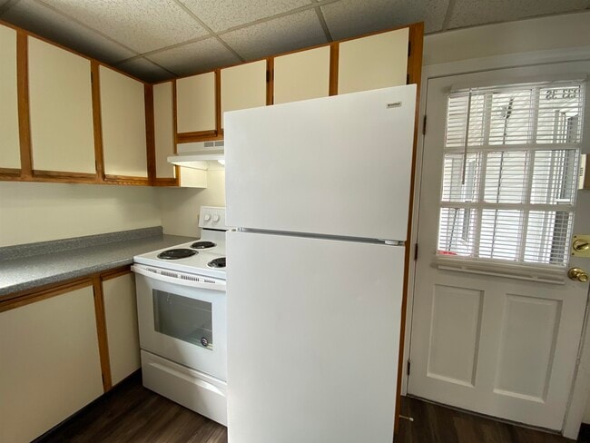 Building Photo - 133 Second St