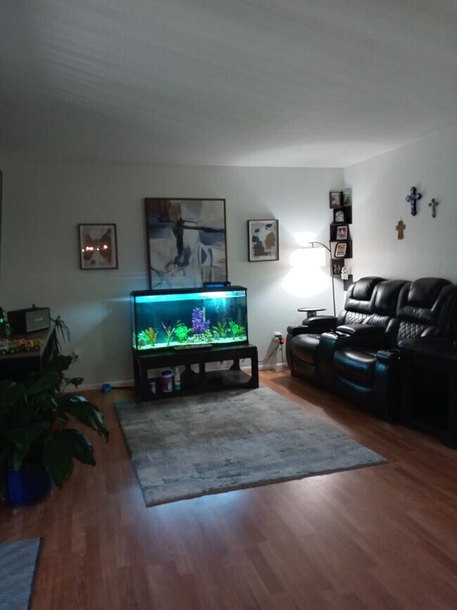 Building Photo - PRICE LOWERED!! VERY CLOSE TO INTEL!