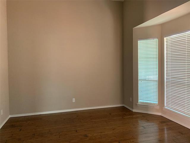 Building Photo - 3216 Charring Cross