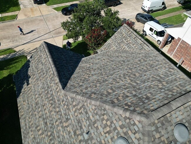 Building Photo - 11111 Sprucedale Ct