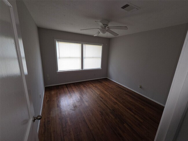Building Photo - 3723 Odin Ct