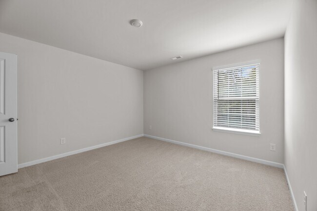 Building Photo - 4008 Madeline Farm Blvd