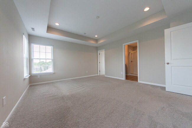 Building Photo - 7042 Pinnacle Dr