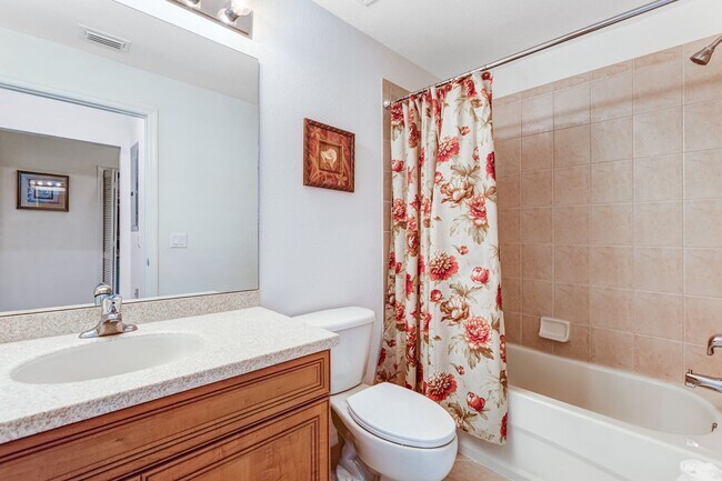 Building Photo - ** HERITAGE BAY ** 2 BED / 2 BATH - CONDO - GOLF MEMBERSHIP - ANNUAL OR SHORT TERM RENTAL