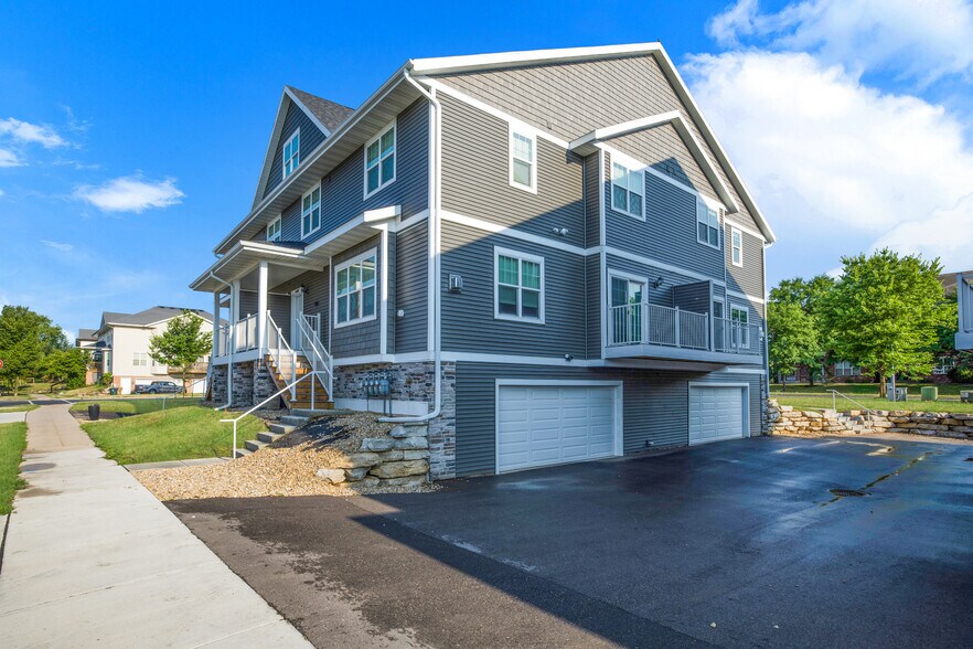 Building Photo - 6410 Driscoll Dr