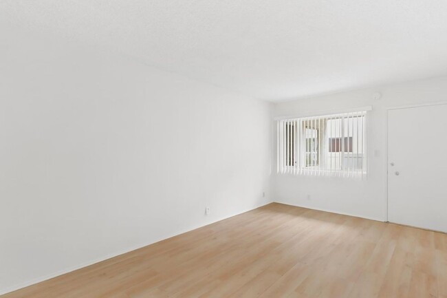 Interior Photo - 1641 Westgate Avenue,