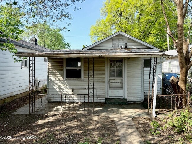 Building Photo - 2057 May Ave