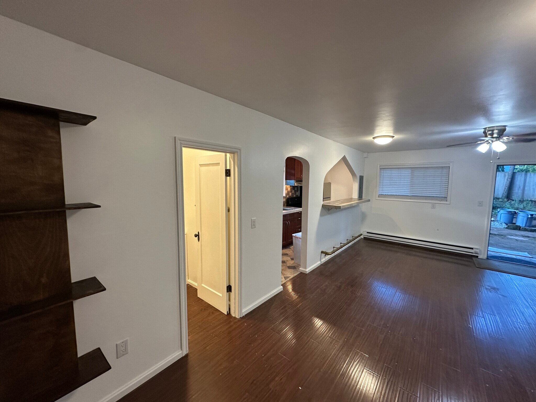 Living room - 19921 Forest Park Dr NE
