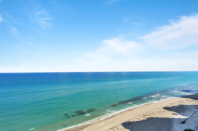 Building Photo - 5510 N Ocean Dr