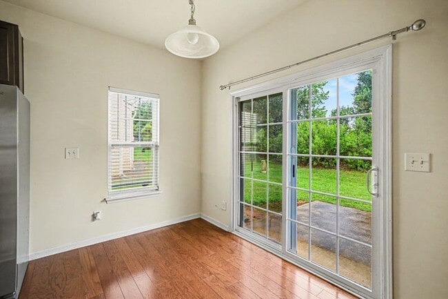 Building Photo - 10405 Bunclody Dr
